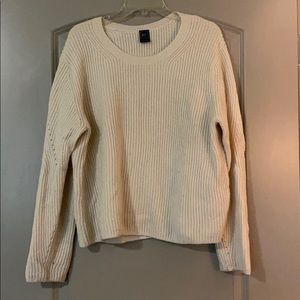 Women’s Gap Sweater